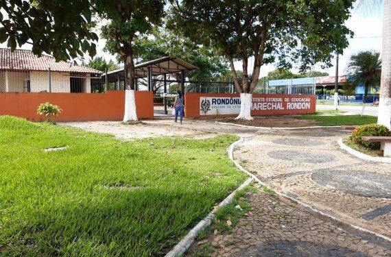 TECNOLOGIA: Atividades educacionais seguem na rede pública estadual por meio da internet