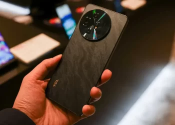 Série TCL 60: Smartphones 5G com ecrãs inteligentes por menos de 250€?