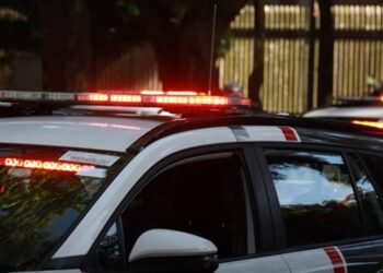 pm-intercepta-veiculo-roubado-e-prende-criminoso-apos-fuga-na-bunjiro-nakao