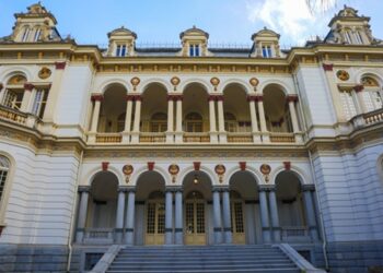 Governo de SP irá restaurar 17 imóveis tombados na região central
