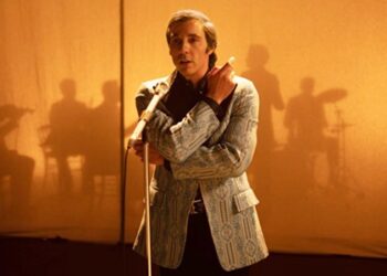 vida-do-cantor-frances-e-retratada-no-cinema-em-monsieur-aznavour