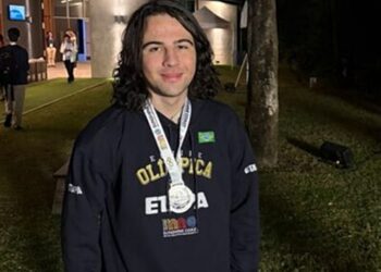 estudante-de-cotia-conquista-medalha-de-prata-na-olimpiada-internacional-de-matematica