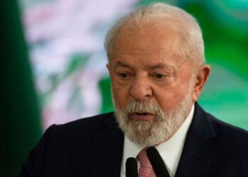 Lula convoca reunião com ministro da AGU após aplicação da Lei Magnitsky contra Moraes