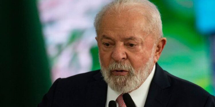 Lula convoca reunião com ministro da AGU após aplicação da Lei Magnitsky contra Moraes