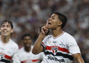 Análise: Ryan Francisco e garotos provam que Cotia está sempre pronta para salvar o São Paulo
