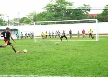 Abertura do campeonato celebra o futebol de várzea e valoriza talentos da capital