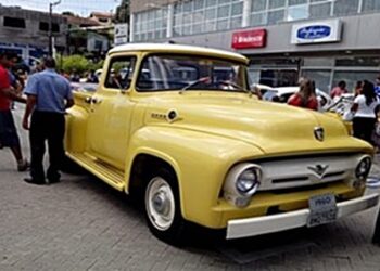 domingo-tem-o-1o-encontro-de-veiculos-classicos-no-tijuco-preto