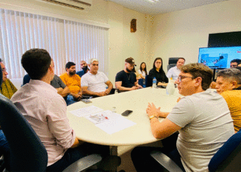 Autoridades discutem medidas emergenciais para o trânsito nas travessias da BR 364