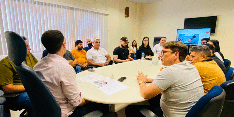 Autoridades discutem medidas emergenciais para o trânsito nas travessias da BR 364