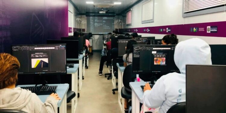 Deputado Ribeiro do Sinpol propõe inclusão de disciplina sobre Inteligência Artificial nas escolas públicas de Rondônia