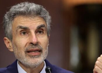 IA que controle a IA: ‘pai’ da tecnologia lança iniciativa para frear riscos de sua invenção