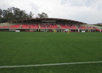 alemaes-do-stuttgart-chegam-a-cotia-para-torneio-internacional