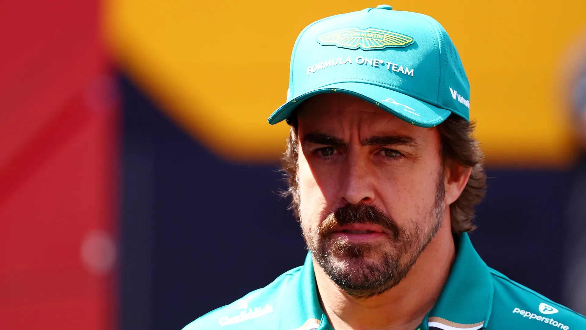 Aston Martin confirma lesão muscular em Fernando Alonso e Felipe Drugovich celebra treino na Fórmula 1: “Foi muito bom”