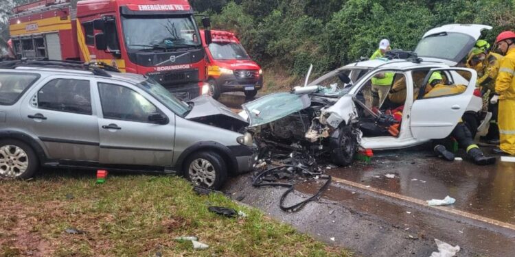 Grave acidente deixa 10 pessoas feridas no Oeste de SC