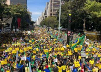 Sem Bolsonaro, aliados do ex-presidente reúnem 37,6 mil na Paulista, aponta Monitor da USP