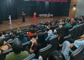 Prefeitura de Porto Velho incentiva formação de profissionais da educação com novo curso de especialização em parceria com a UEA