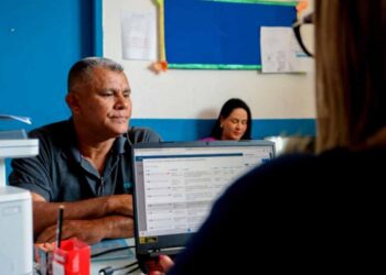Moradores do loteamento Jardim Miraflores são cadastrados para regularização em Porto Velho
