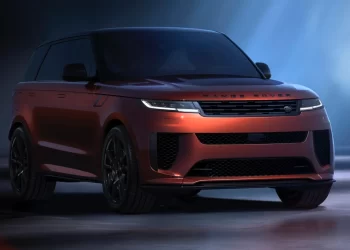 Range Rover Sport SV mais leve de todos ainda é um peso-pesado