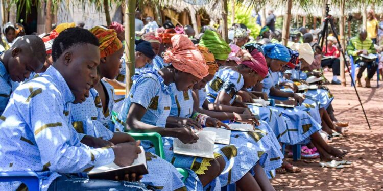 Missão treina líderes com pouco acesso à Bíblia na República Democrática do Congo