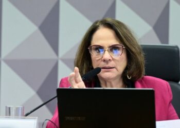 Jornalista cita Damares e alerta contra censura no caso Felca