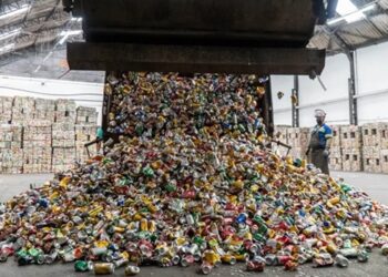 brasil-reciclou-97,3%-das-latinhas-de-aluminio-em-2024