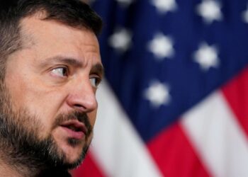 Líderes europeus vão com Zelenski à Casa Branca para evitar nova ‘emboscada’