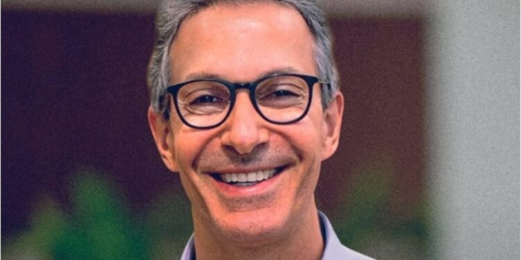 Romeu Zema lança pré-candidatura à Presidência: ‘Varrer o PT do mapa’