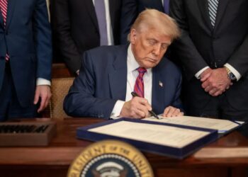 Governo Trump dá declaração após decisão de Flávio Dino sobre leis estrangeiras no Brasil