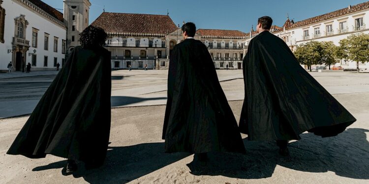 Contagem decrescente: milhares de alunos esperam resultados do superior