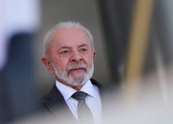 Lula empataria com Tarcísio e Michelle no 2º turno, diz pesquisa Atlas/Bloomberg