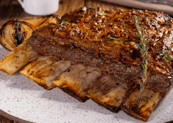 costela-bovina-no-bafo-com-cebola-e-conhaque