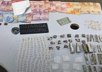 Traficantes são presos próximo à feira noturna de Vargem Grande