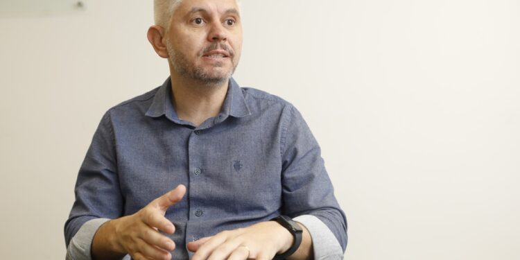 Prefeito de Blumenau vai fazer segunda viagem internacional em três meses