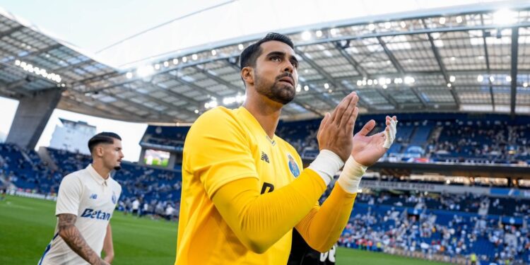 FC Porto tem proposta de renovação para Diogo Costa