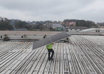 Prédios públicos de Cotia serão abastecidos por energia solar