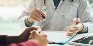 Governo Federal destina apenas um médico para Cotia no programa Agora Tem Especialistas