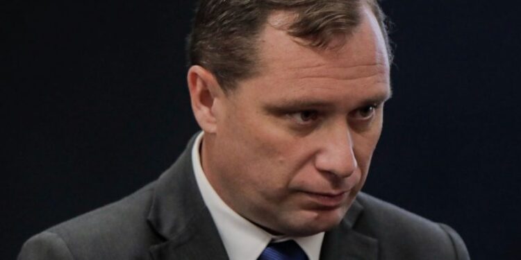 Moraes nega revogação de cautelares de Mauro Cid