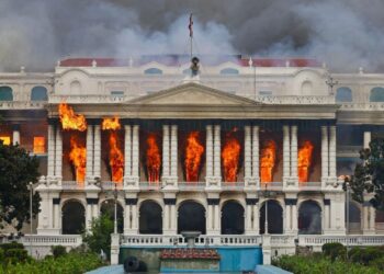 Nepal: Protestos violentos são tendência na Ásia e preocupam Índia e China, diz professor