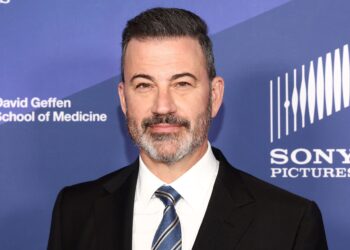 Apresentadores dos EUA defendem Jimmy Kimmel após suspensão de talk show