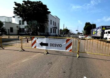 RuasRuas são interditadas no Centro de Porto Velho para montagem de estrutura do aniversário de 111 anos