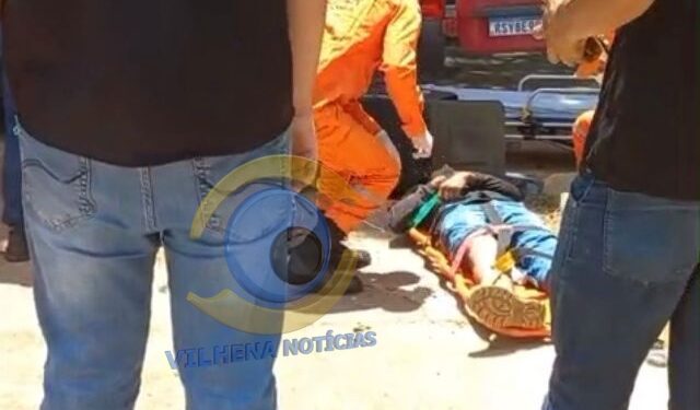 Acidente entre carro e moto deixa motociclista ferido na avenida Curitiba, em Vilhena