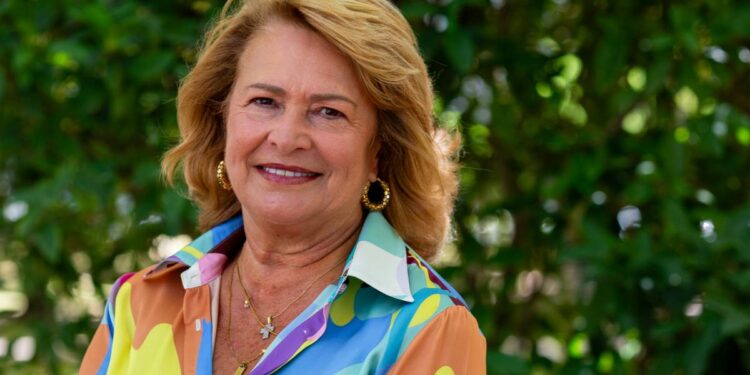 Vereadores da oposição entre os denunciantes de Dores Meira, suspeita de receber 35 mil euros por apenas mil quilómetros de deslocações