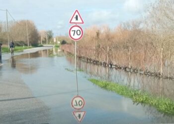 Depressão pós-tropical Gabrielle prontinha para estragar domingo em Portugal