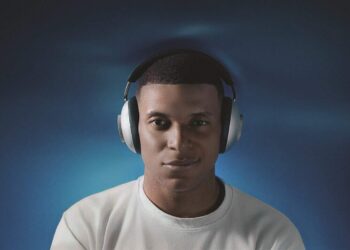 Compravas um produto só porque tem uma cara famosa por trás?