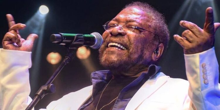 Martinho da Vila: o compasso sereno do samba chega a Brasília