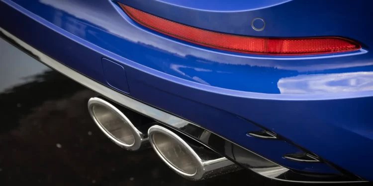 Metas de emissões 2030 impossíveis de cumprir. Indústria sugere medidas