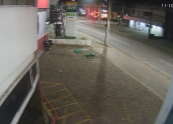 VÍDEO: Oficina mecânica de São José é furtada pela 2ª vez em menos de um mês