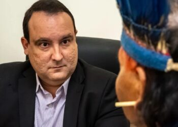 Presidente da Funai do governo Bolsonaro é condenado a prisão por perseguir indígenas