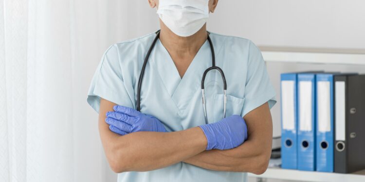 Governo finalmente regulamenta moradia de residente médico, mas reduz auxílio para 10%