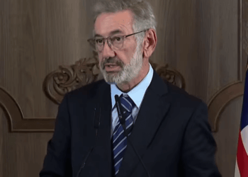 Brasil pede a Trump reversão da alíquota, sem ampliar lista de exceção